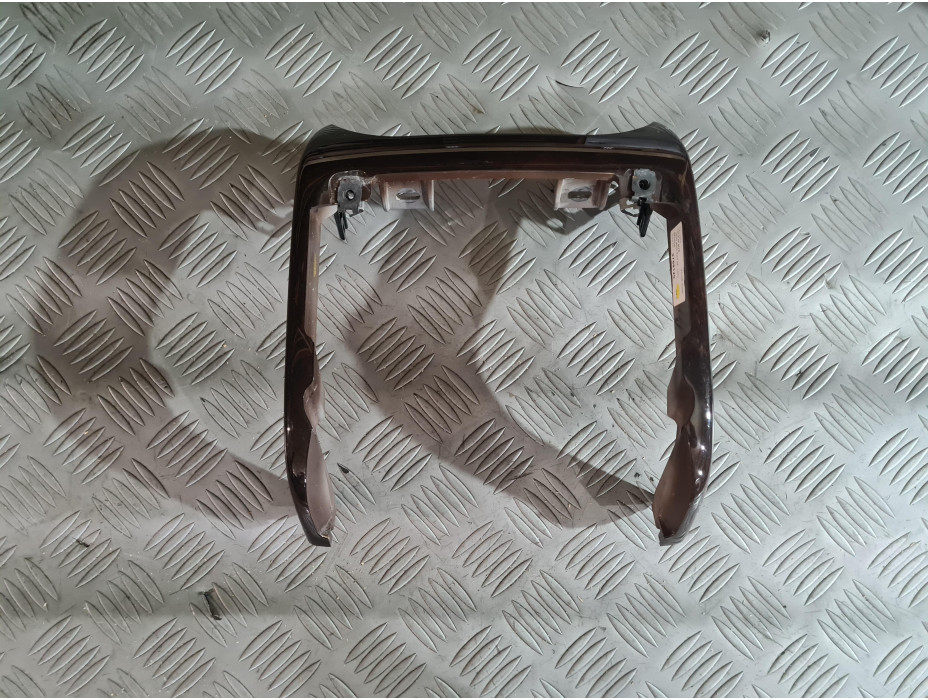 Лайсна за подлакътник за VW Phaeton Лайсна за подлакътник за VW Phaeton