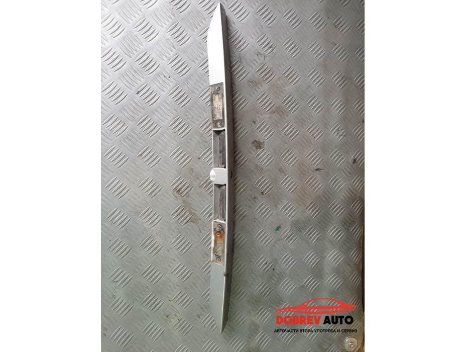 Лайсна (заден капак) за Audi A4 B5 Facelift Лайсна (заден капак) за Audi A4 B5 Facelift