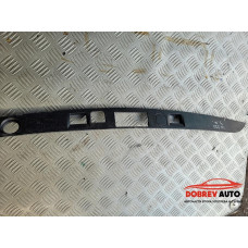 Лайсна (заден капак - с камера) за Mercedes S Class W221