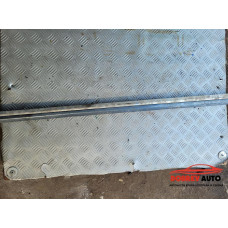 Лайсна (предна лява) за VW Passat B7