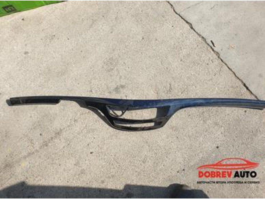 Лайсна (табло черна) за Mercedes S 500 Long W221