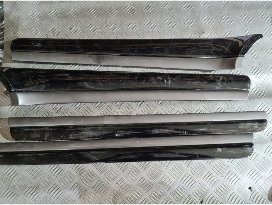 Лайсни за врати за Audi A8 D3 4.2 TDI