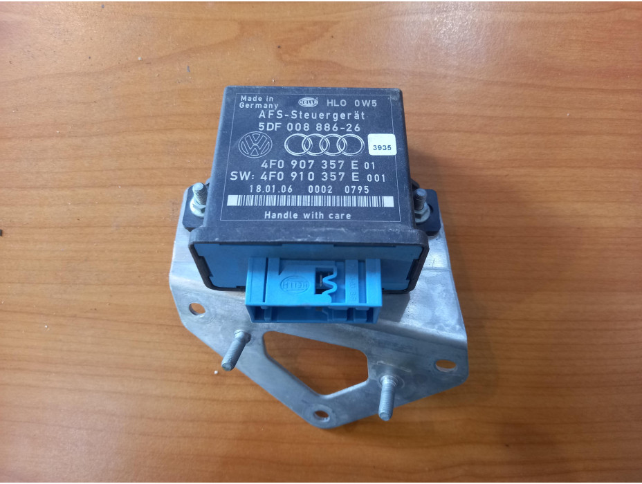 Лайт модул за Audi A8 D3 Лайт модул за Audi A8 D3