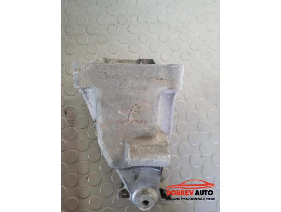 Лапа за двигател за Mercedes GLC X253 250 CDI