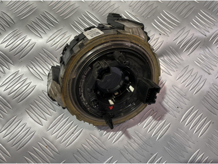 Лентов кабел за Audi A8 D3 4.2i Лентов кабел за Audi A8 D3 4.2i