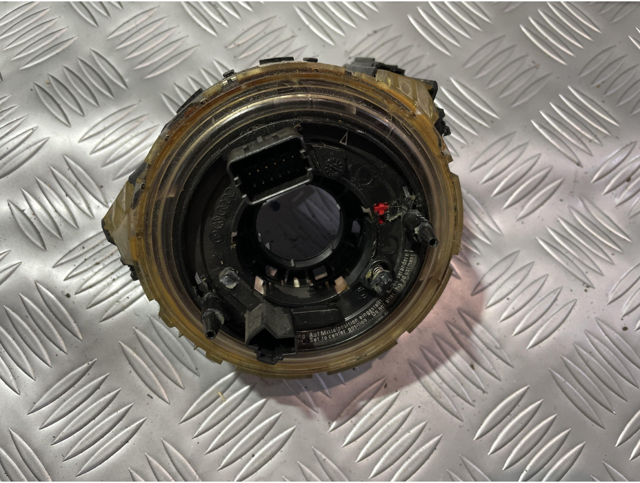 Лентов кабел за Audi A8 D3 Лентов кабел за Audi A8 D3