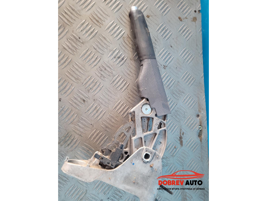 Лост ръчна спирачна за VW Golf V 2.0 TDI 4 motion Лост ръчна спирачна за VW Golf V 2.0 TDI 4 motion