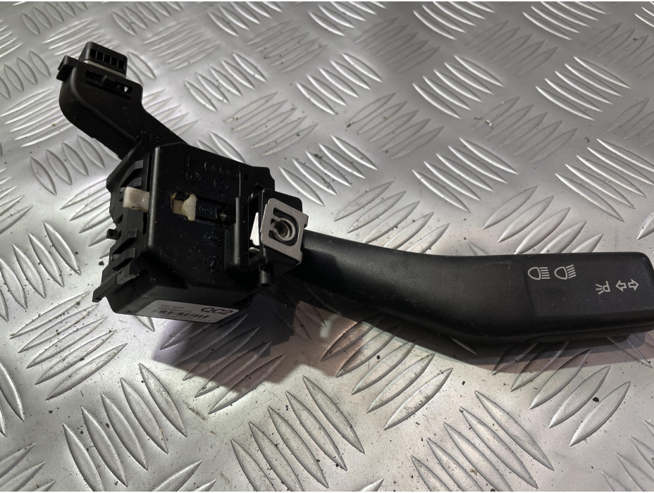 Лостче за мигачи за Audi A3 8P