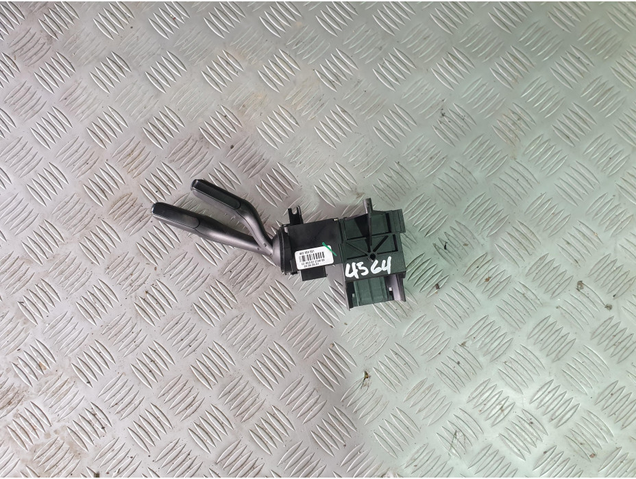 Лостче за мигачи и автопилот за Audi A8 D3 4.0 TDI