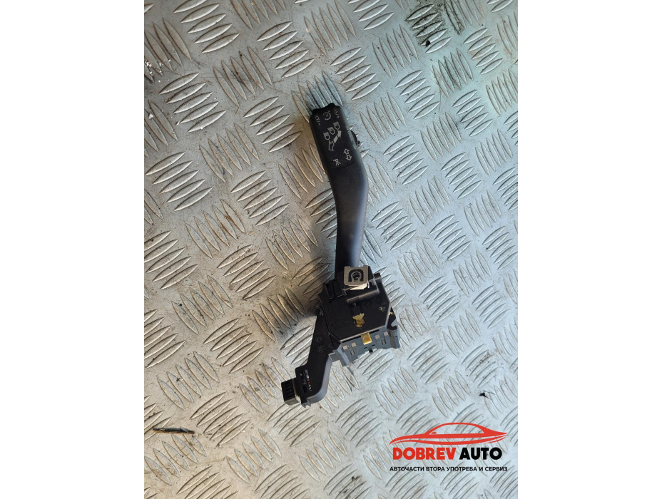 Лостче мигачи за VW Touran 1T1 Лостче мигачи за VW Touran 1T1