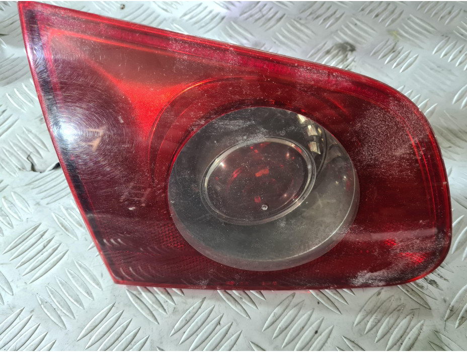 Ляв вътрешен стоп за VW Passat B6 2.0 TDI BMP Ляв вътрешен стоп за VW Passat B6 2.0 TDI BMP