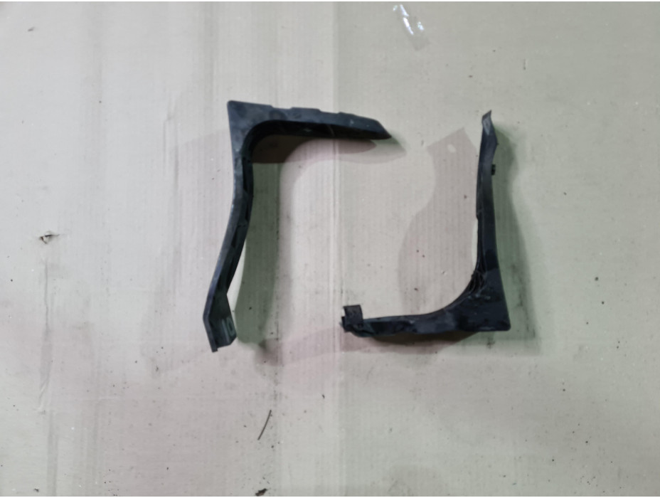 Ляв държач за предна броня за Ауди А4 Б6 / Audi A4 B6