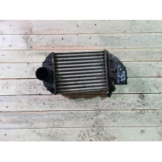 Ляв интеркулер за Фолксваген Пассат Б5.5 2.5ТДИ / Volkswagen Passat B5.5 2.5 TDI Ляв интеркулер за Фолксваген Пассат Б5.5 2.5ТДИ / Volkswagen Passat B5.5 2.5 TDI