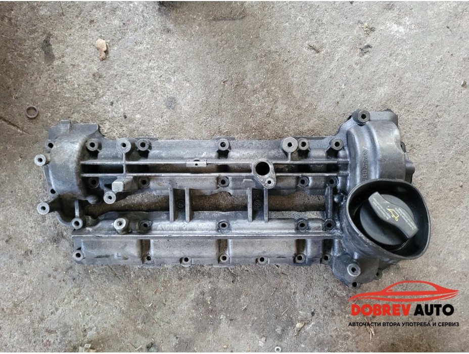 Ляв капак клапани за Mercedes ML Class W164 3.2 CDI