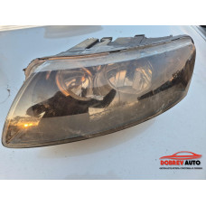 Ляв фар за Audi A6 4F TDI