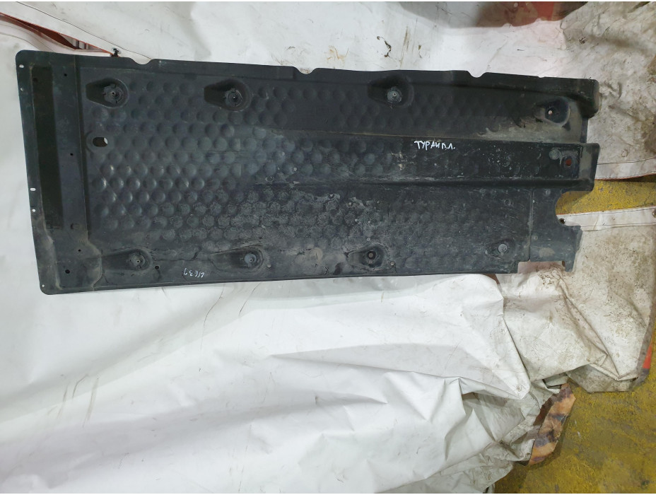 Лява кора под купе за VW Touran 1.9 TDI