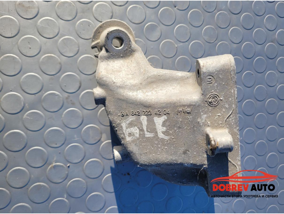 Лява лапа мотор за GLE 350 C292 A642 223 4204