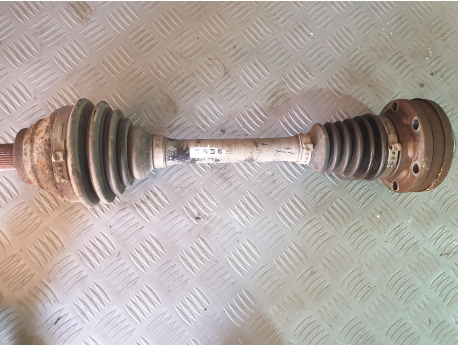 Лява полуоска за VW Passat CC 2.0TSI