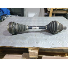 Лява полуоска за Фолксваген Пасат Б7 / VW Passat B7 2.0 TDI