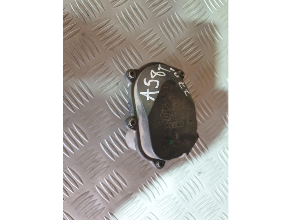 Ляво моторче вихрови клапи за Audi A5 8T 2.7TDI Automatic Ляво моторче вихрови клапи за Audi A5 8T 2.7TDI Automatic