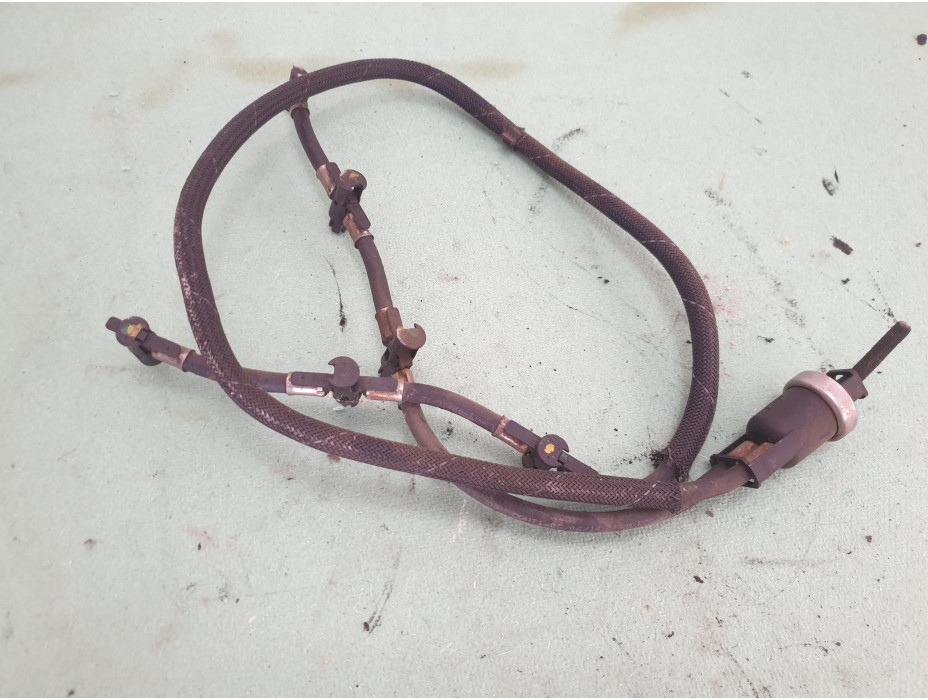 Маркучи за излишно гориво за Audi A6 C6 3.0 TDI Маркучи за излишно гориво за Audi A6 C6 3.0 TDI