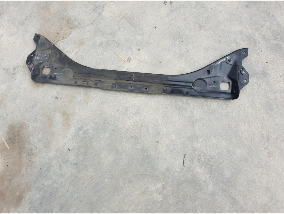 Маска средна част за Mercedes E Class W211 2.7CDI