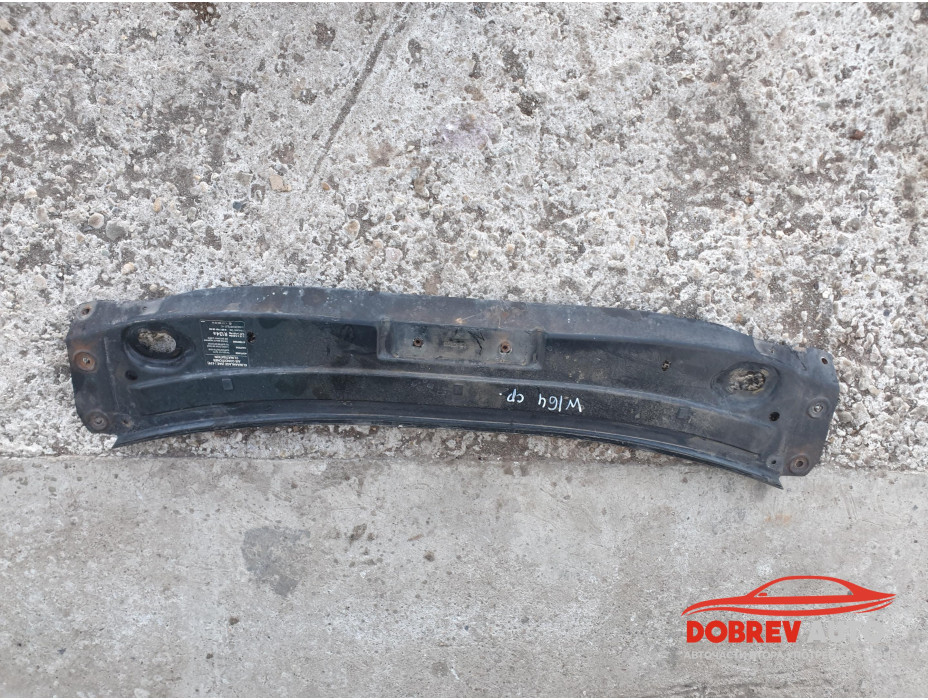 Маска средна част за Mercedes ML 280 CDI W164 Маска средна част за Mercedes ML 280 CDI W164