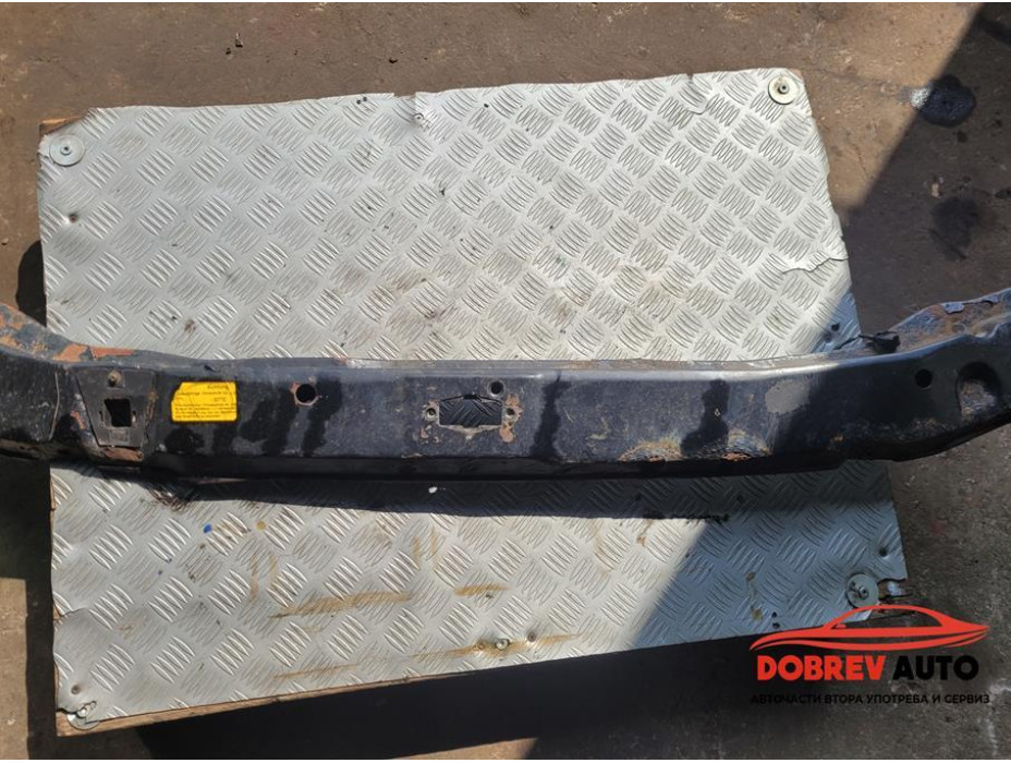 Маска (средна част) за Mercedes Vito W638