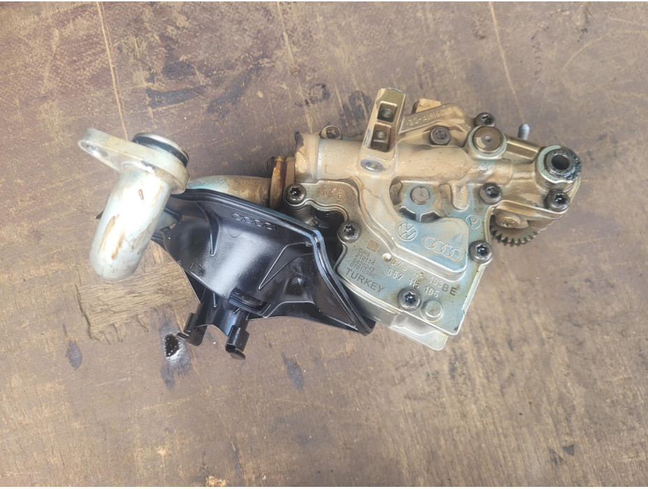 Маслена помпа за Audi A8 D4 4.0 TFSI
