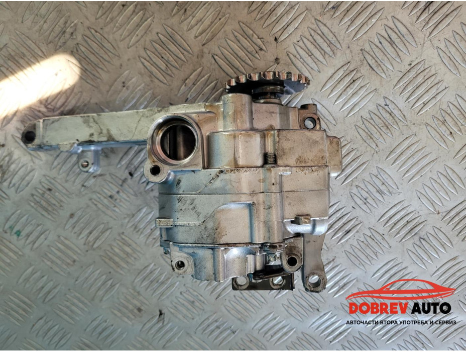 Маслена помпа за Mercedes ML Class W164 3.2 CDI Маслена помпа за Mercedes ML Class W164 3.2 CDI