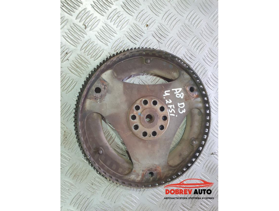 Маховик за Audi A8 D3 4.2 FSI Long Маховик за Audi A8 D3 4.2 FSI Long