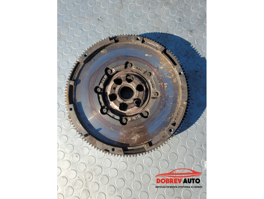 Маховик за Audi Q3 8U 2.0 TDI CFF Маховик за Audi Q3 8U 2.0 TDI CFF
