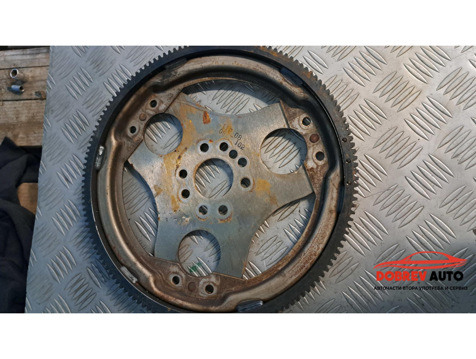 Маховик за Mercedes S500 W220