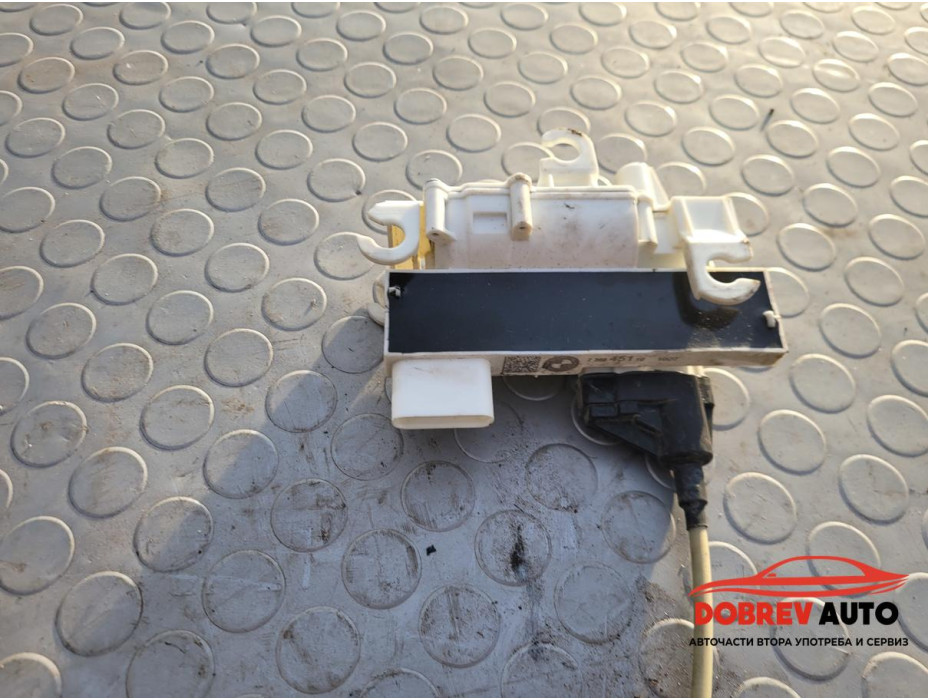 Машинка задна лява soft close за BMW G11