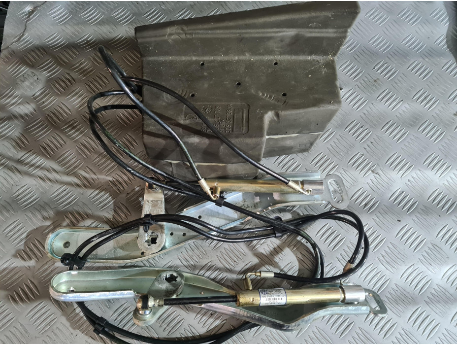 Механизъм за отваряне на багажник за VW Phaeton