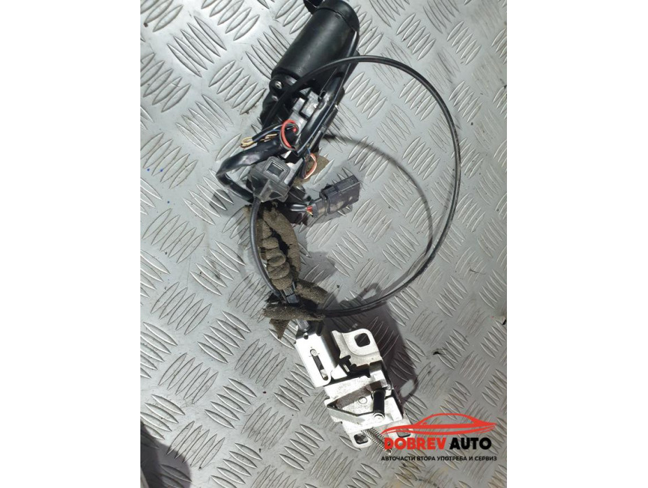 Механизъм заключване на багажник за Audi A8 D3 4.2 TDI Механизъм заключване на багажник за Audi A8 D3 4.2 TDI