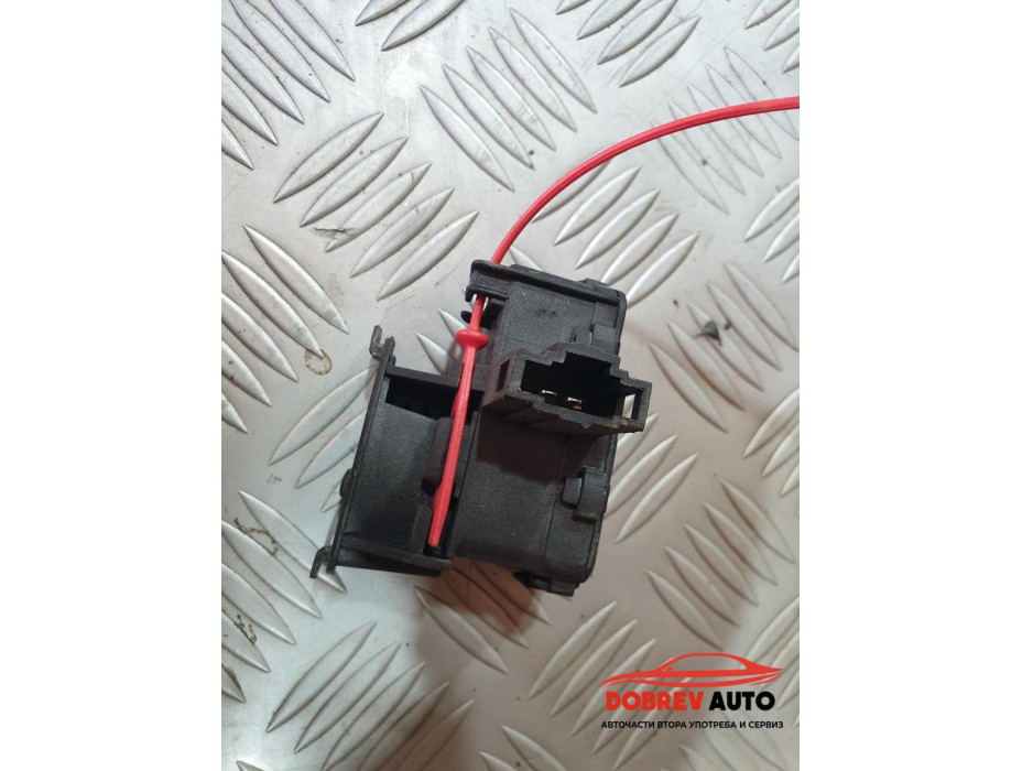 Механизъм заключване резервоар за Audi A5 8T Механизъм заключване резервоар за Audi A5 8T