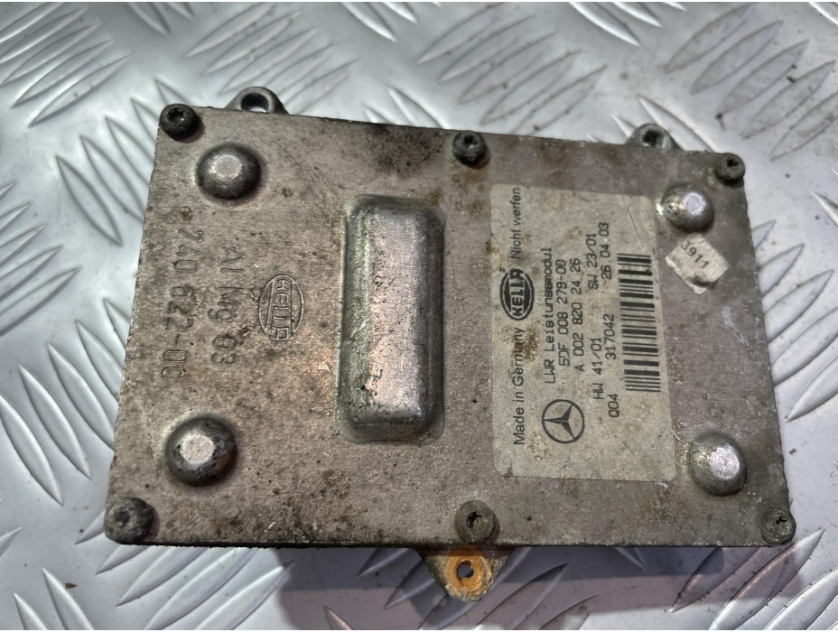 Модул автоматично регулиране на фарове за Mercedes E Class W211