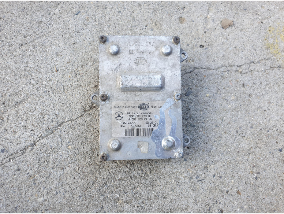 Модул автоматично регулиране на фаровете за Mercedes E Class W211 Модул автоматично регулиране на фаровете за Mercedes E Class W211