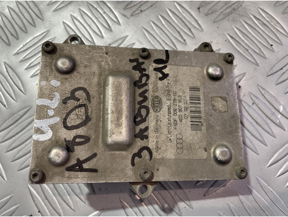 Модул за автоматично регулиране на фарове за Audi A8 D3