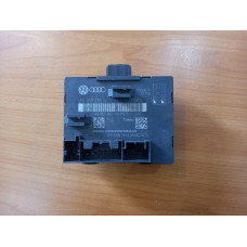 Модул за задна дясна врата за Audi A4 B8