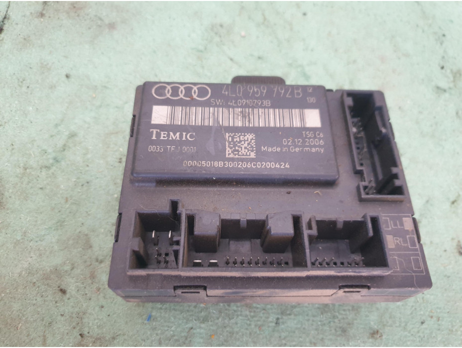 Модул за предна дясна врата за Audi Q7 4L Модул за предна дясна врата за Audi Q7 4L