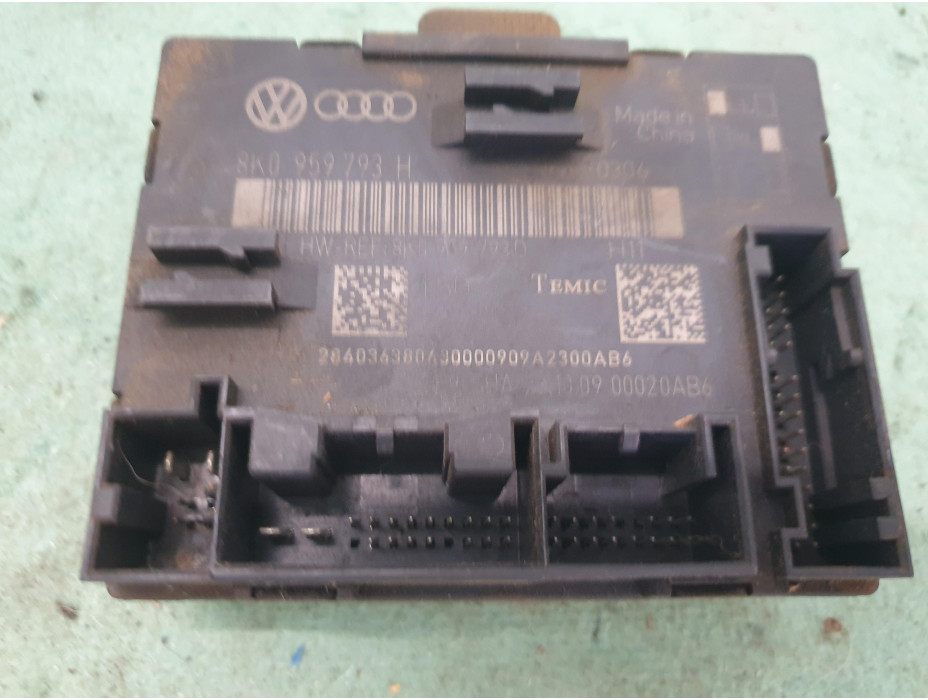 Модул за предна лява врата за Audi A4 B8 Модул за предна лява врата за Audi A4 B8