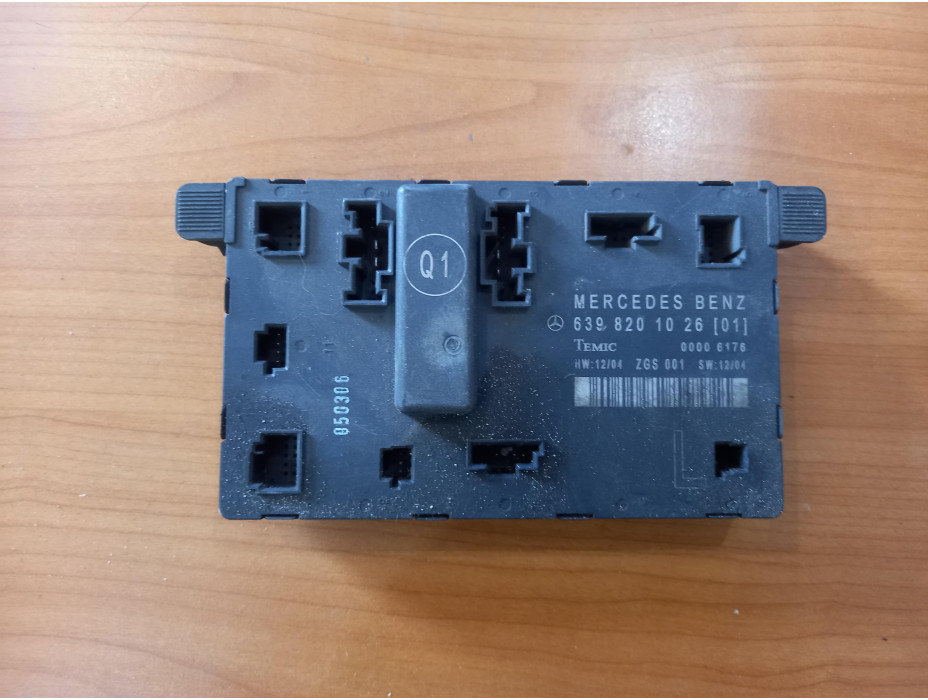 Модул за предна лява врата за Mercedes Vito W 639 Модул за предна лява врата за Mercedes Vito W 639