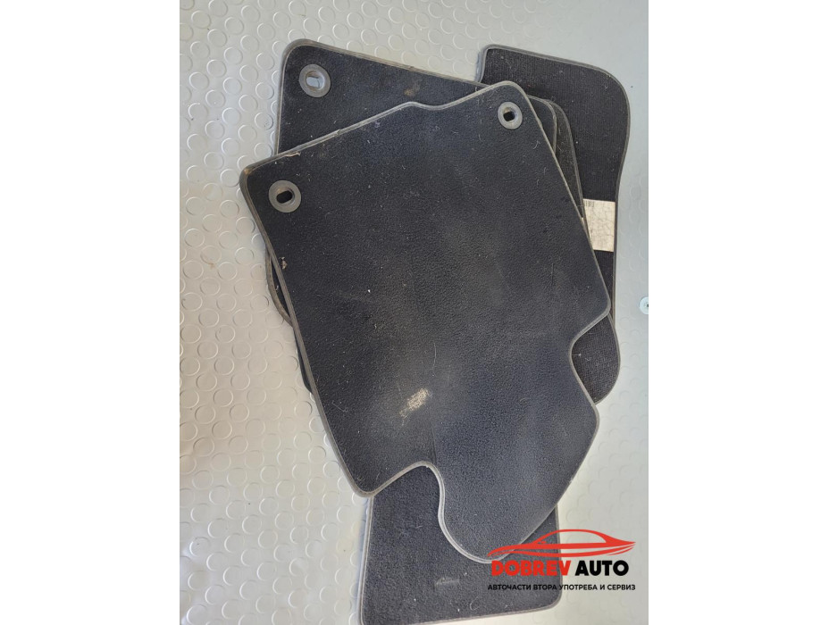 Мокетни стелки за VW Passat B6 2.0 TDI BKP Sedan Мокетни стелки за VW Passat B6 2.0 TDI BKP Sedan