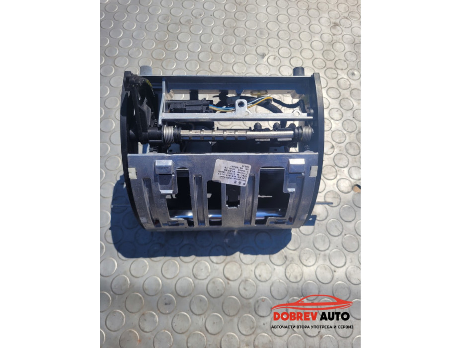 Монитор за Audi S8 D3 5.2 FSI