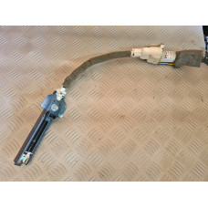 Моторче за десен колан за Audi A8 D3 4.2i Long