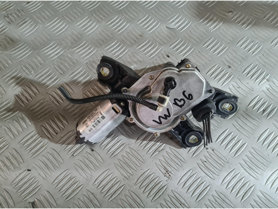 Моторче за задна чистачка за VW Passat B6 2.0 TDI