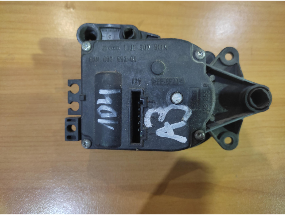 Моторче за клапа за парно - 104 за Audi A3 8L