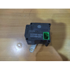 Моторче за клапа за парно - 119 за VW Phaeton